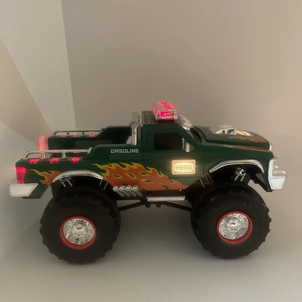 Hess 2007 Gasoline Monster Truck w/ Working Lights and Sounds‎ SHIPS FREE #1